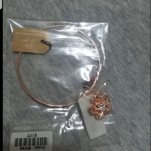 Magnolia and vine interchangeable snaps bracelet